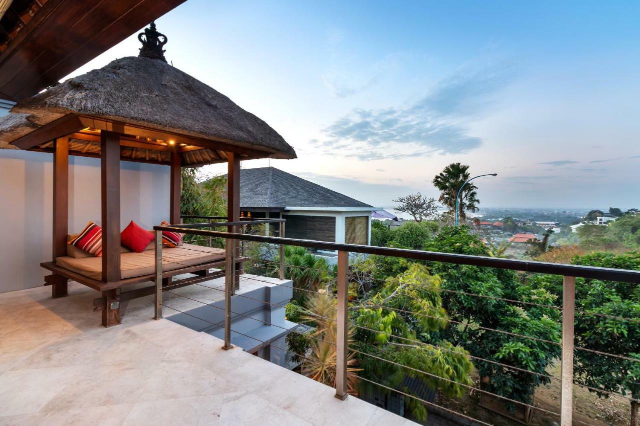 Villa Lalang Temu Jimbaran  Exterior photo